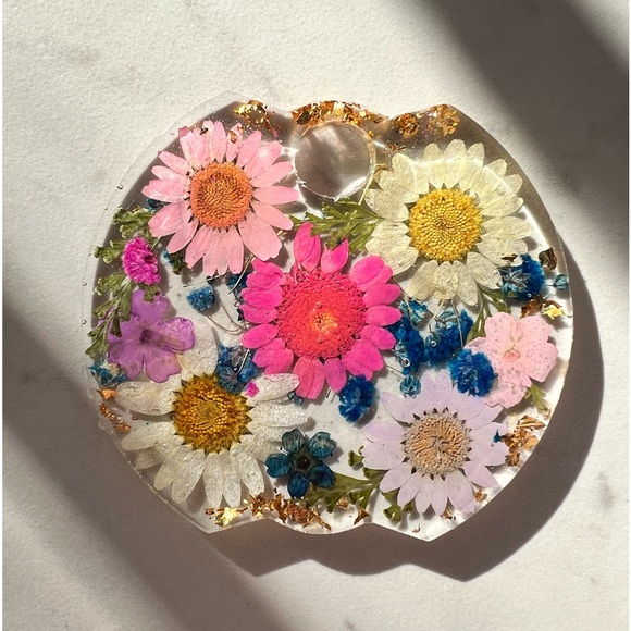 Resin Flower Stanley Cup Topper/Name Plate - Picture 3 of 5